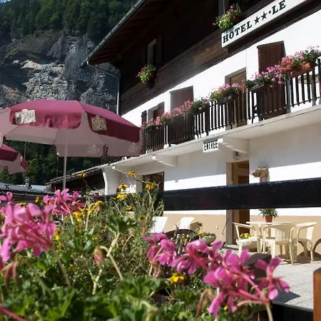 Le Soleil D'or Guest house